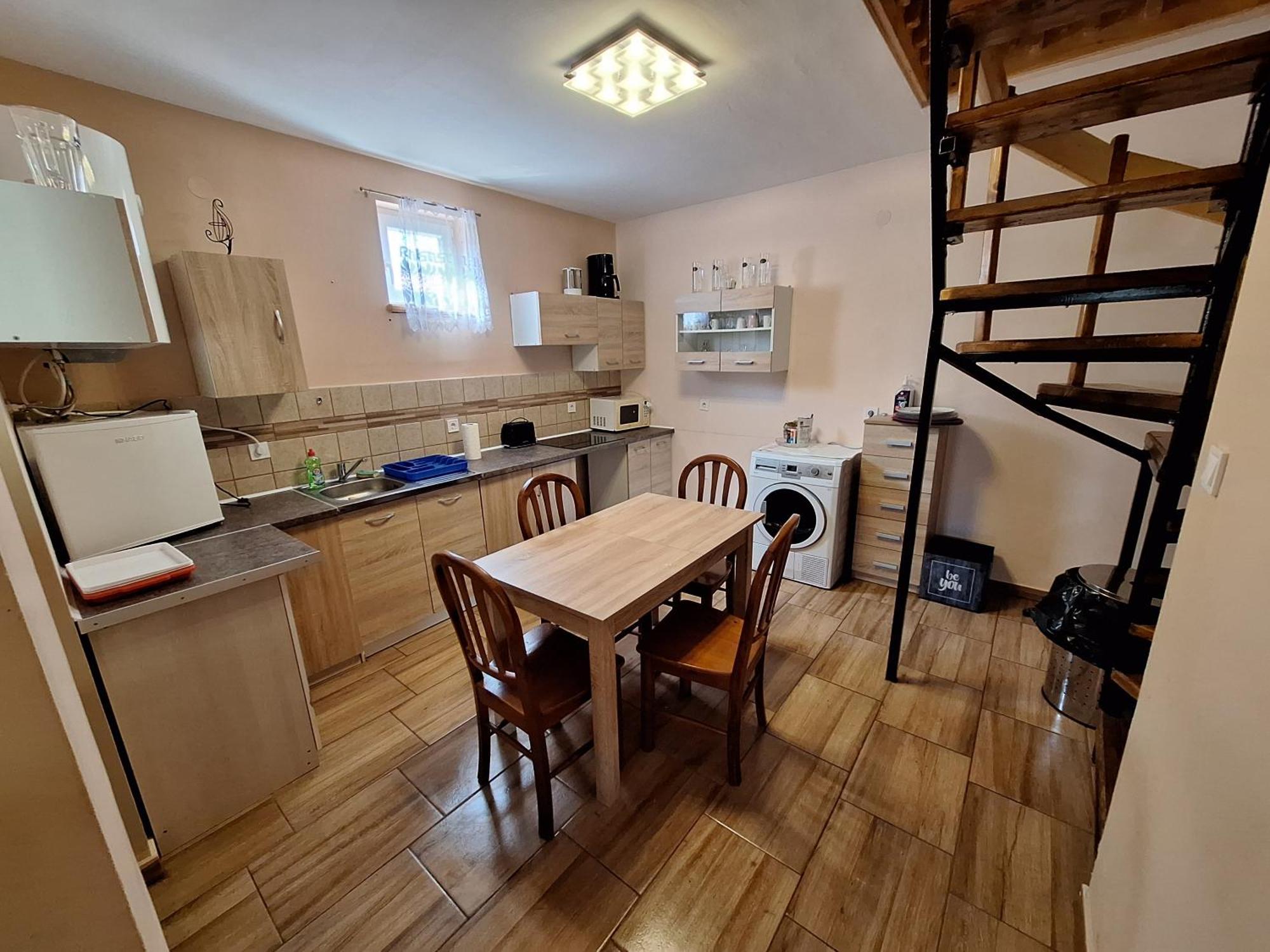 Cserke Holdfeny Apartman Cserkeszőlő Eksteriør billede